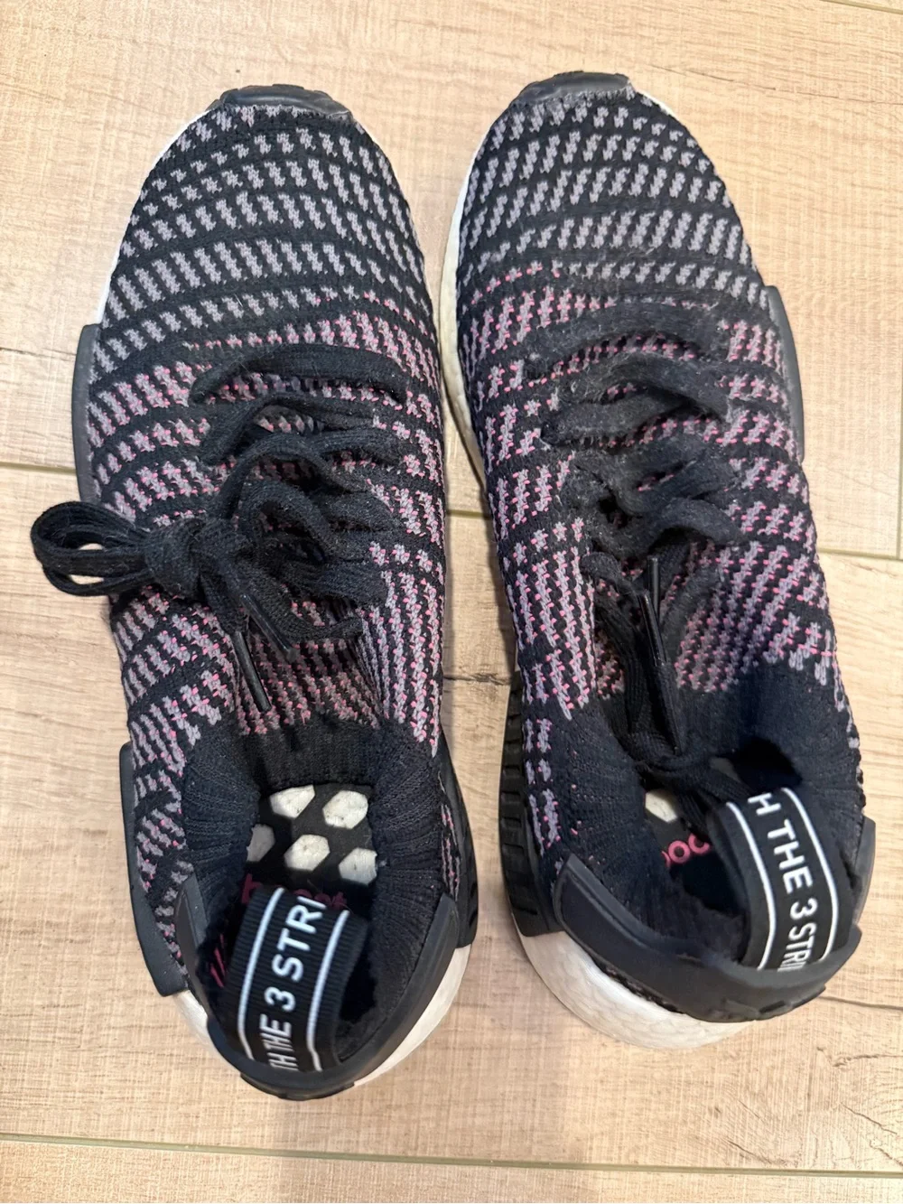 Adidas Men's NMD R1 STLT Black Grey Solar Pink Primeknit Lace-Up Running Sneaker